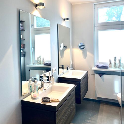 WOHN-T-RAUM Bettina Daub Hamburg | Referenz-Projekt | Wentorf | Interior Design | Altbauvilla Villa Kaffeemühlenhaus Umbau & Sanierung | nachher Waschtisch
