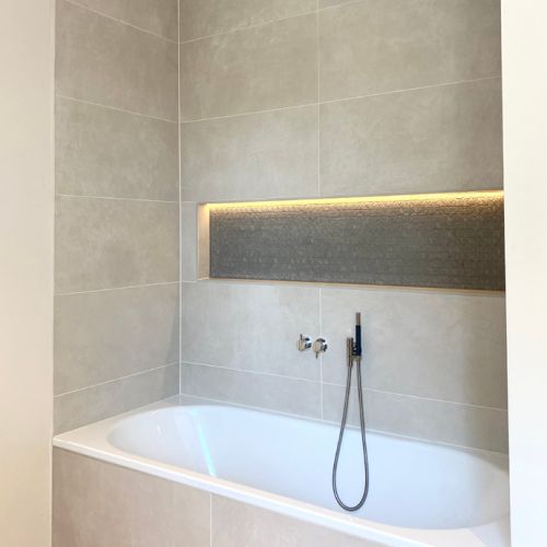 WOHN-T-RAUM Bettina Daub | Referenz-Projekt | Hamburg Blankenese | Interior Design | Renovierung & Umbaumaßnahmen | Villa am Süllberg | nachher Badewanne