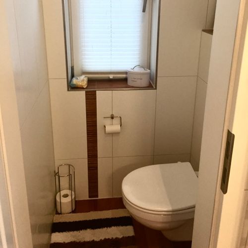 WOHN-T-RAUM Bettina Daub | Referenz-Projekt | Hamburg Osdorf | Interior Design | Sanierung Masterbad Jenischstraße | vorher WC